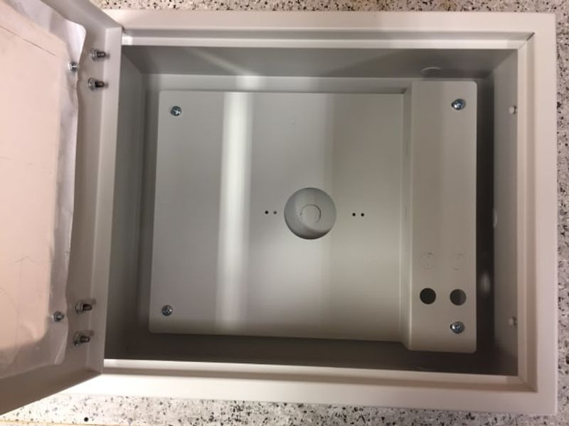 Innsatsplate for RM300 mikrofon i BMS-5-1