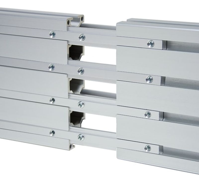 SYSTEM X Horizontal Mounting Bar - 0.7m
